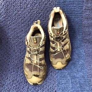 Salomon Women Shoes Sz 8.5